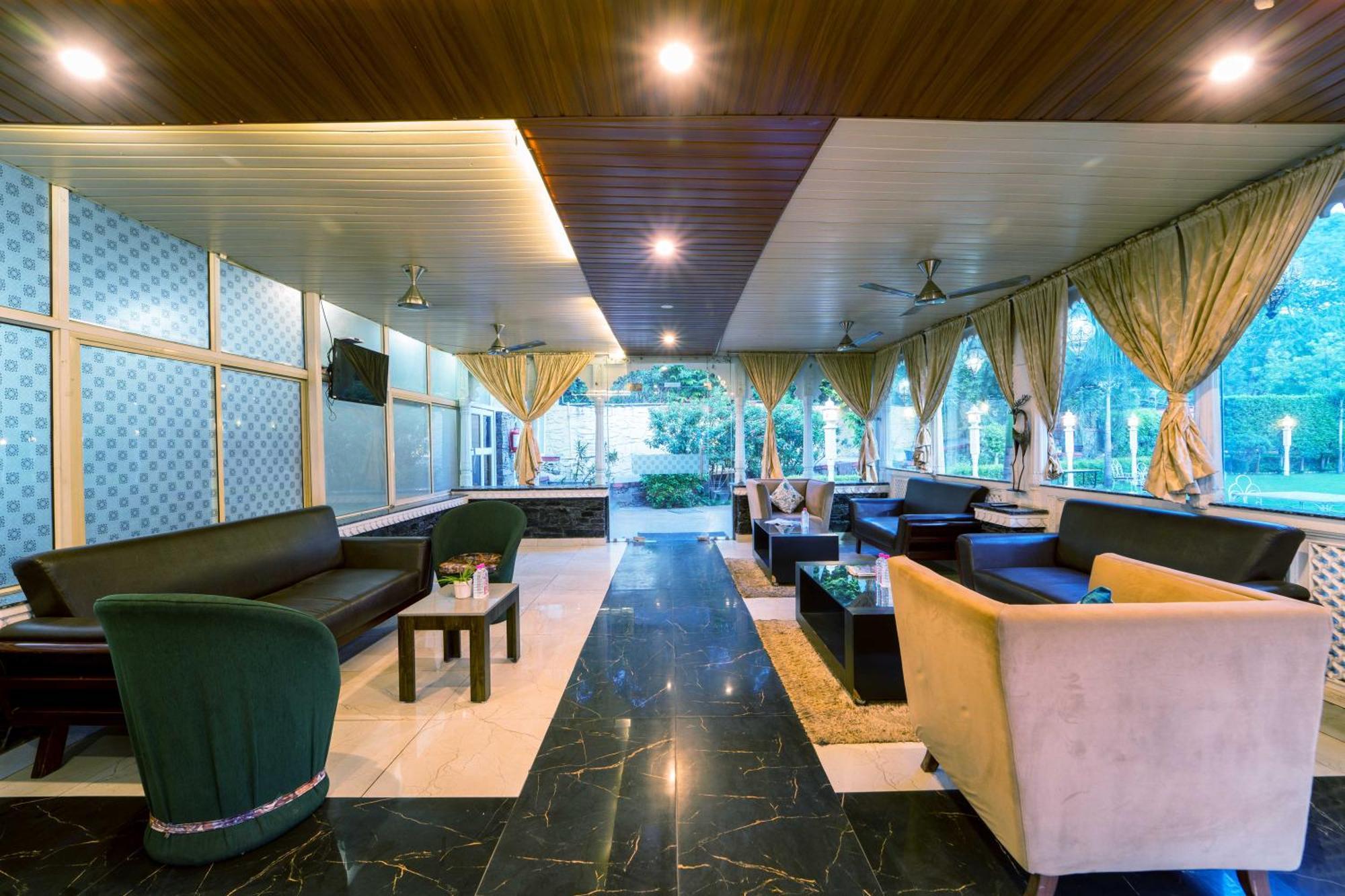 Hotel Treebo The Aravali Getaway Udaipur Exterior foto